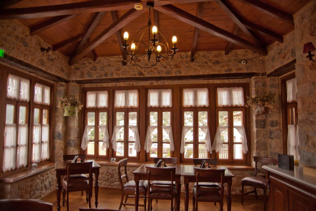 Archontiko Hatzipanayioti Leonídion Esterno foto