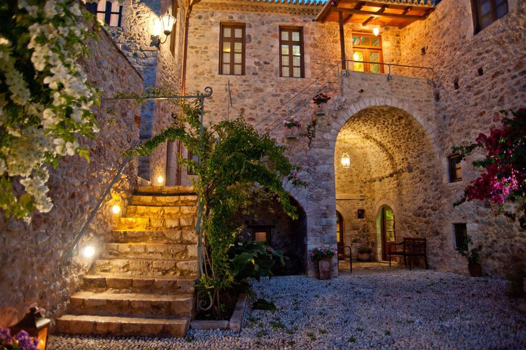 Archontiko Hatzipanayioti Leonídion Esterno foto