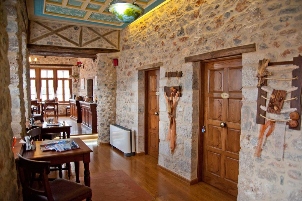 Archontiko Hatzipanayioti Leonídion Esterno foto