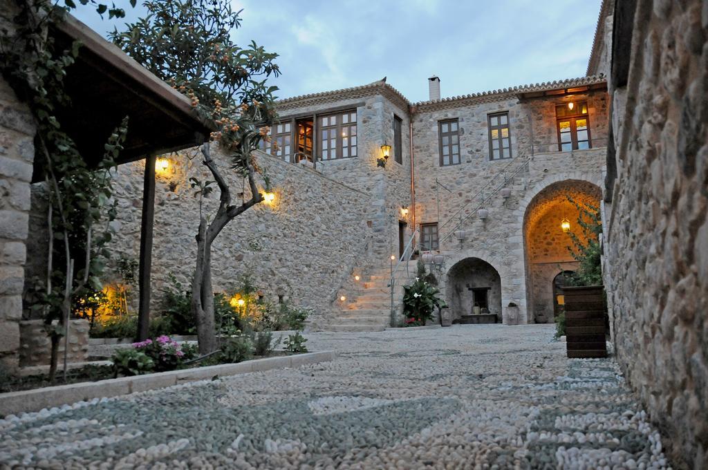 Archontiko Hatzipanayioti Leonídion Esterno foto